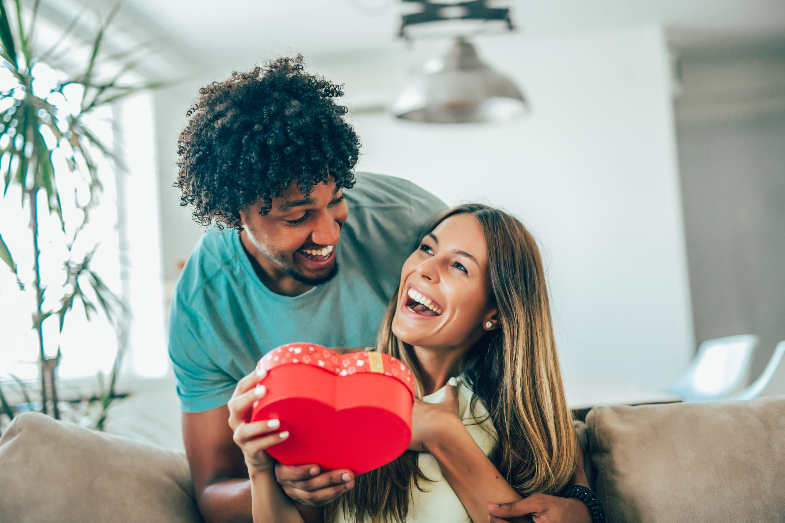 How and when to budget for valentine's day | Qube Money Blog